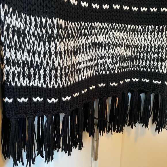 MINKPINK Fringe Sweater - Picture 3 of 4